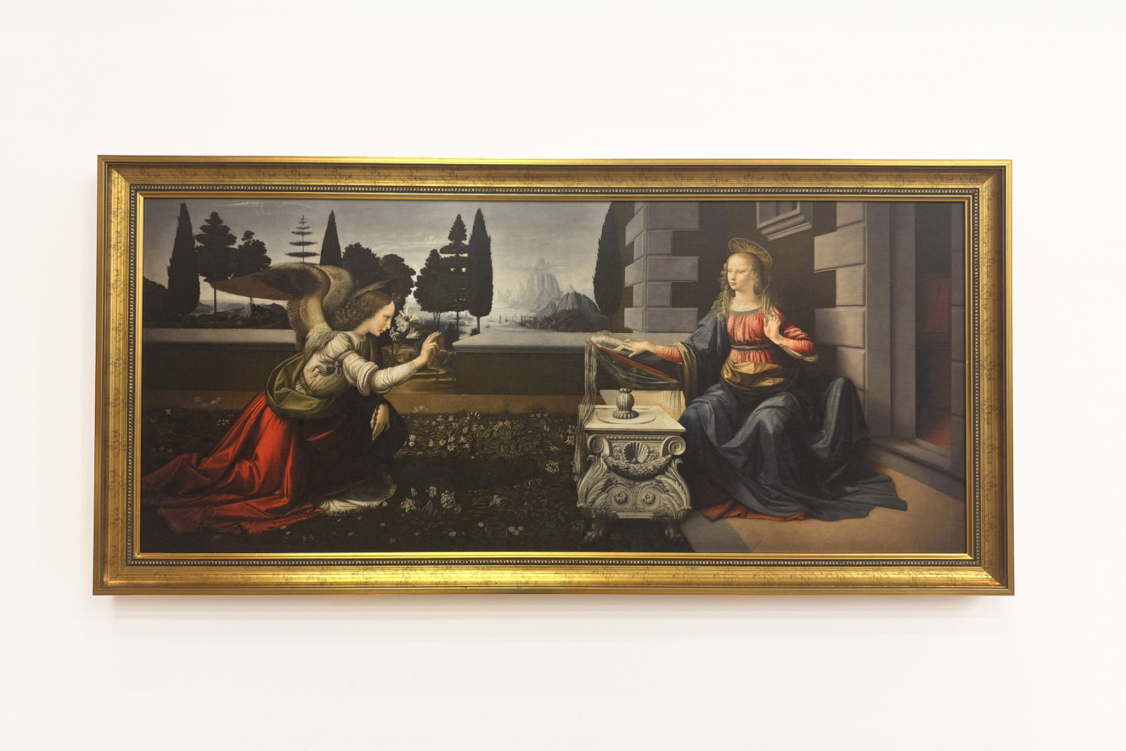 Italien Toskana Florenz, Uffizien: Die Verkündigung, Gemälde von Leonardo da Vinci (1452-1519), Öl auf Holz, ca. 1472-1475, 98x217 cm - Leonardo da Vinci