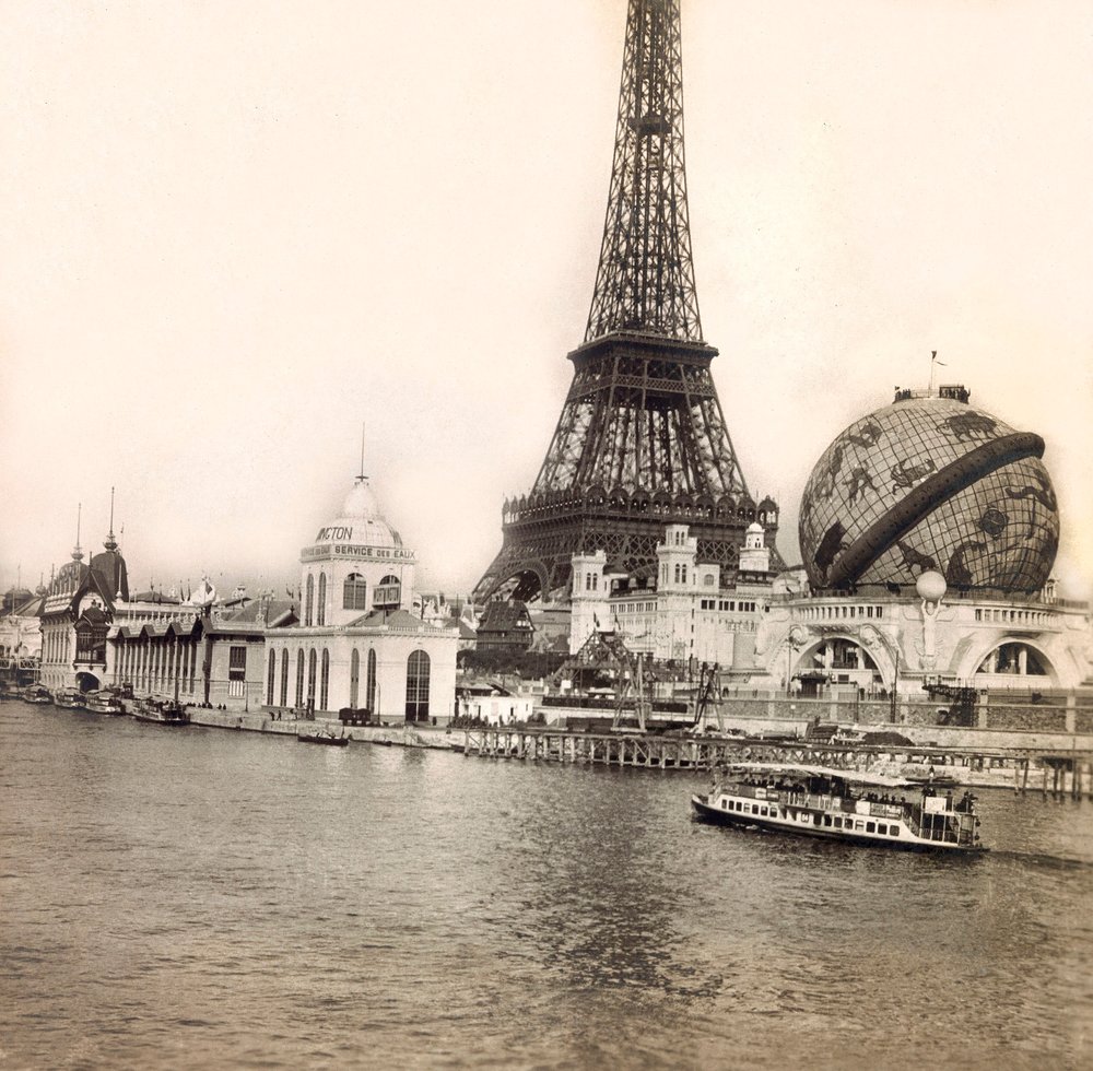 Weltausstellung 1900 in Paris: Der Himmelsglobus und der Eiffelturm