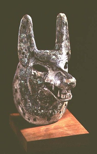 Kopf des Anubis, des ägyptischen Totengottes, mit beweglichem Kiefer, als Orakelmaske verwendet, Neues Reich von Egyptian 19th Dynasty