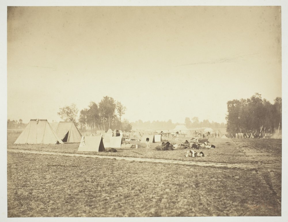 Zelte und militärische Ausrüstung, Camp de Châlons von Gustave Le Gray