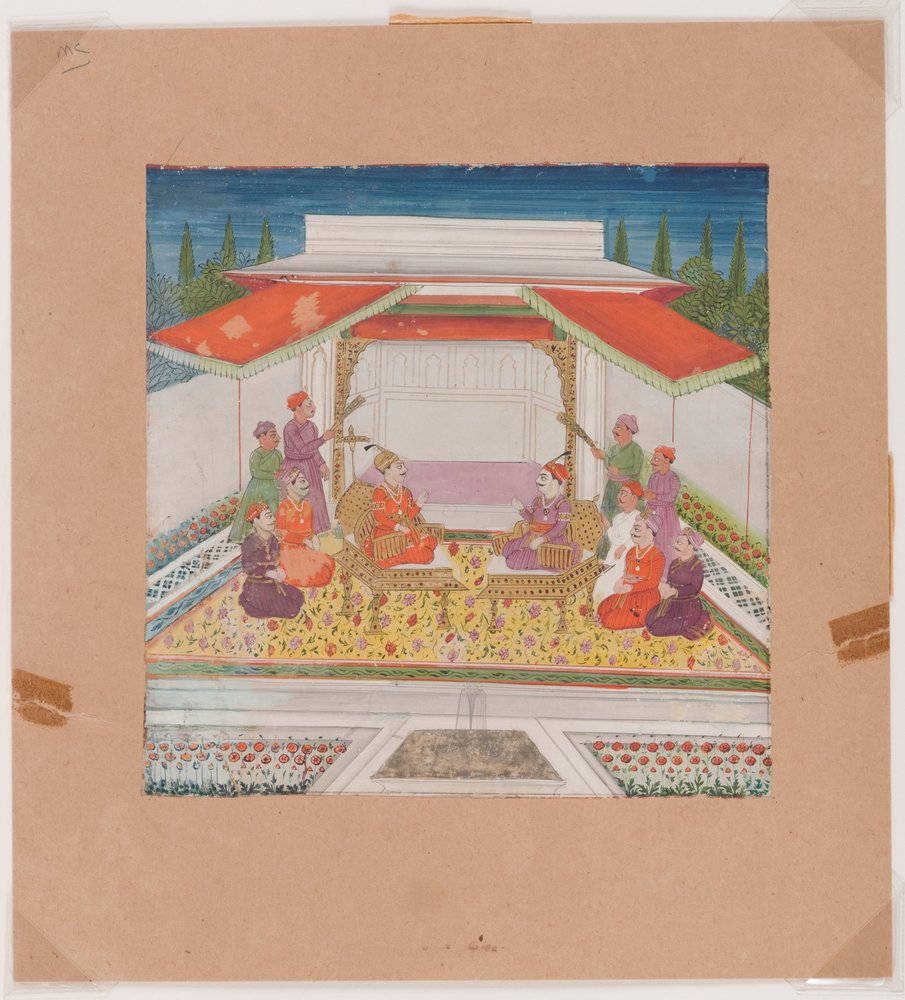 Sitzende Figuren und Diener vor einem Brunnen von Indian School