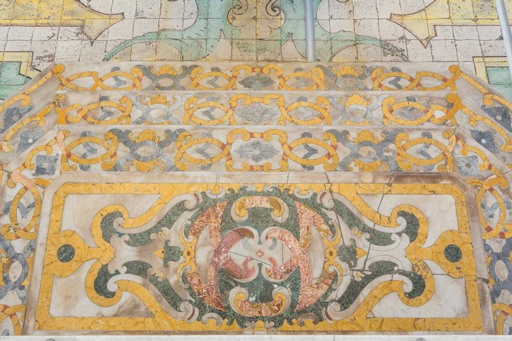 Hochaltar, Predella und Boden von Italian School: Kunstdruck