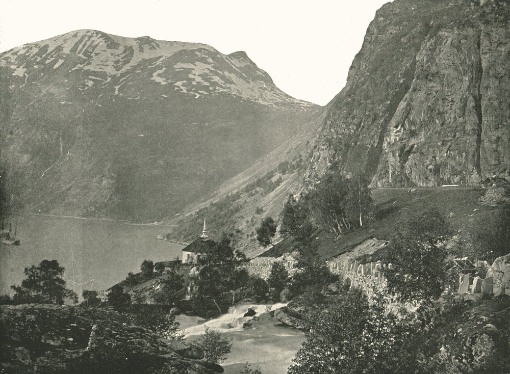 Merok am Geirangerfjord, Norwegen von Poulton and Co