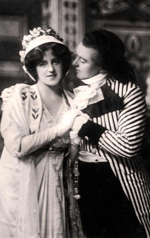 Robert Evett und Denise Orme in The Merveilleuses