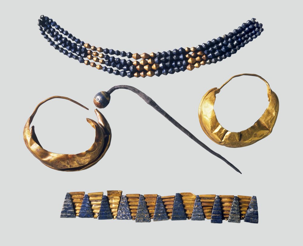 Sumerischer Schmuck aus einer der berühmten „Todesgruben“ auf dem Königsfriedhof von Ur, Irak, um 2500 v. Chr. von Sumerian