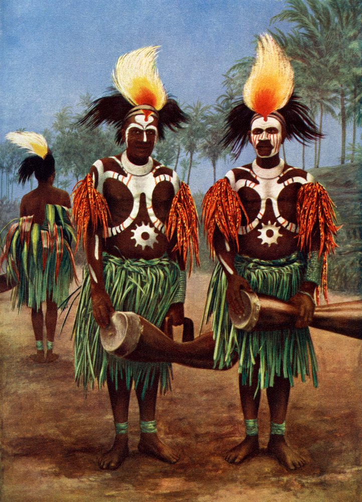 Tänzer der Fly-Fluss-Region, Papua-Neuguinea, 1920 von Unbekannt