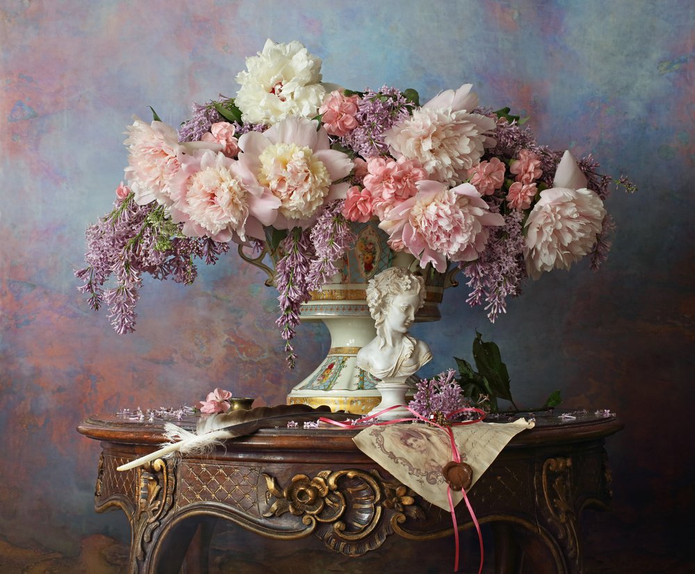 Romantisches Blumen Stillleben von Andrey Morozov
