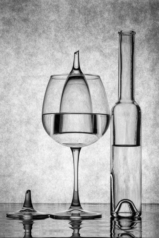 Monochromes Glas Stillleben von Brig Barkow
