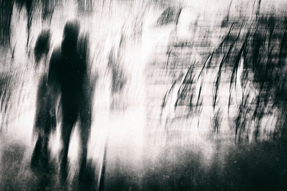 Unheimliche verschwommene Silhouetten von Carsten Velten
