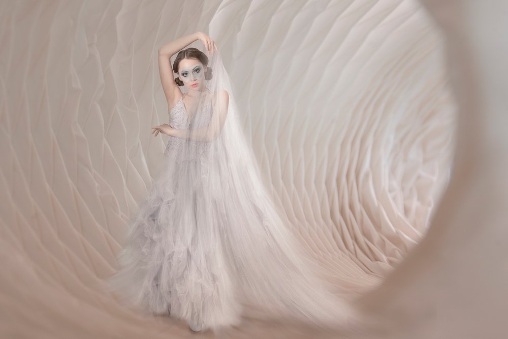 Elegante Verschleierte Frau von Christine von Diepenbroek