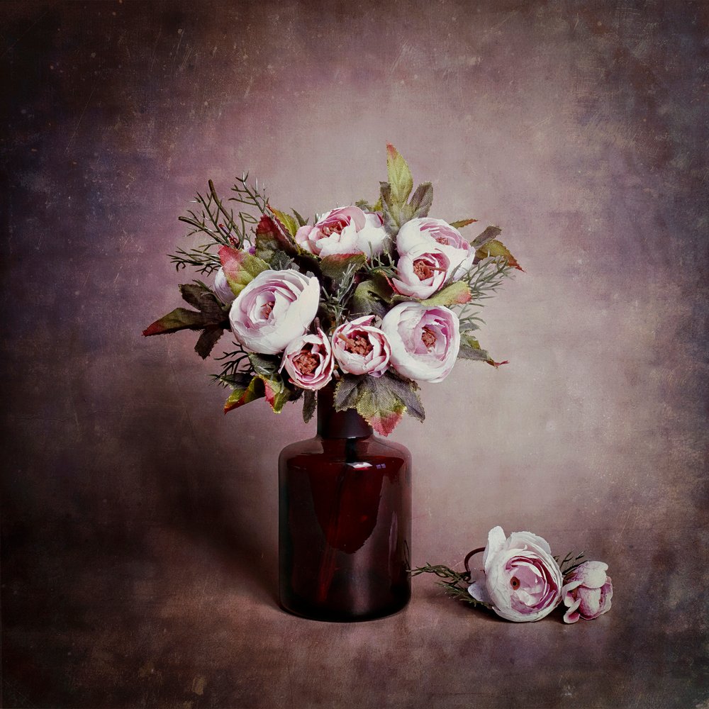 Rosa Blumenstillleben von Cicek Kiral