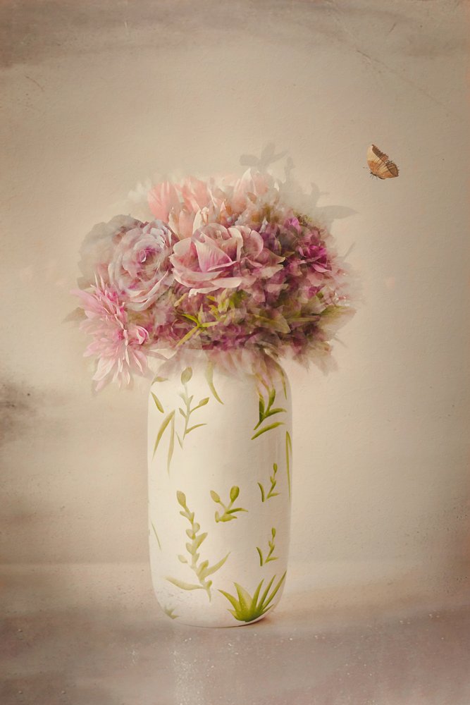 Weicher Blumen-Schmetterling von Cicek Kiral