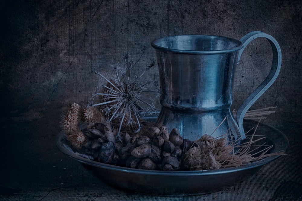 Vintage Metall-Stillleben von Cicek Kiral