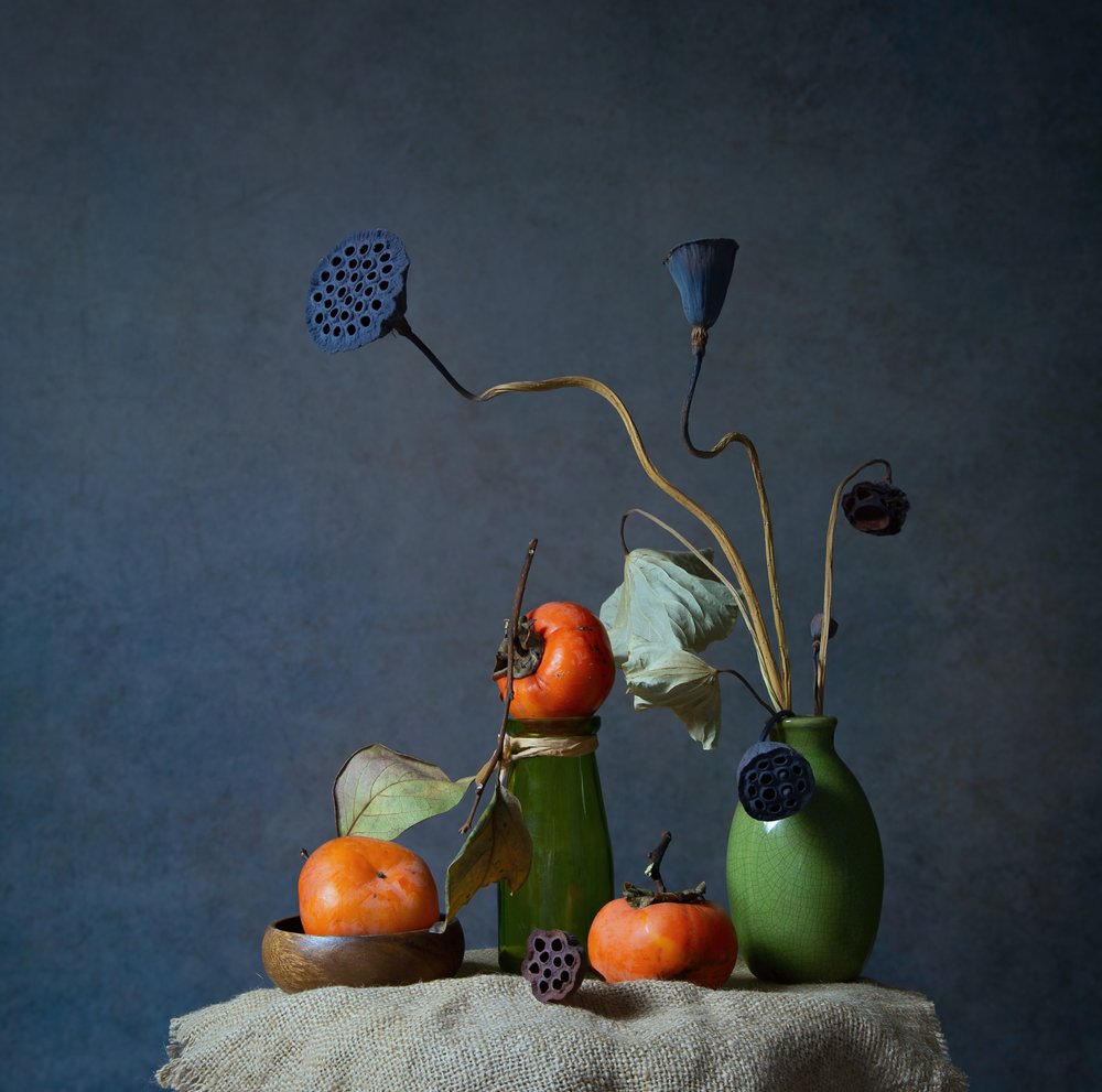 Herbstliches Persimmon-Stillleben von Fangping Zhou