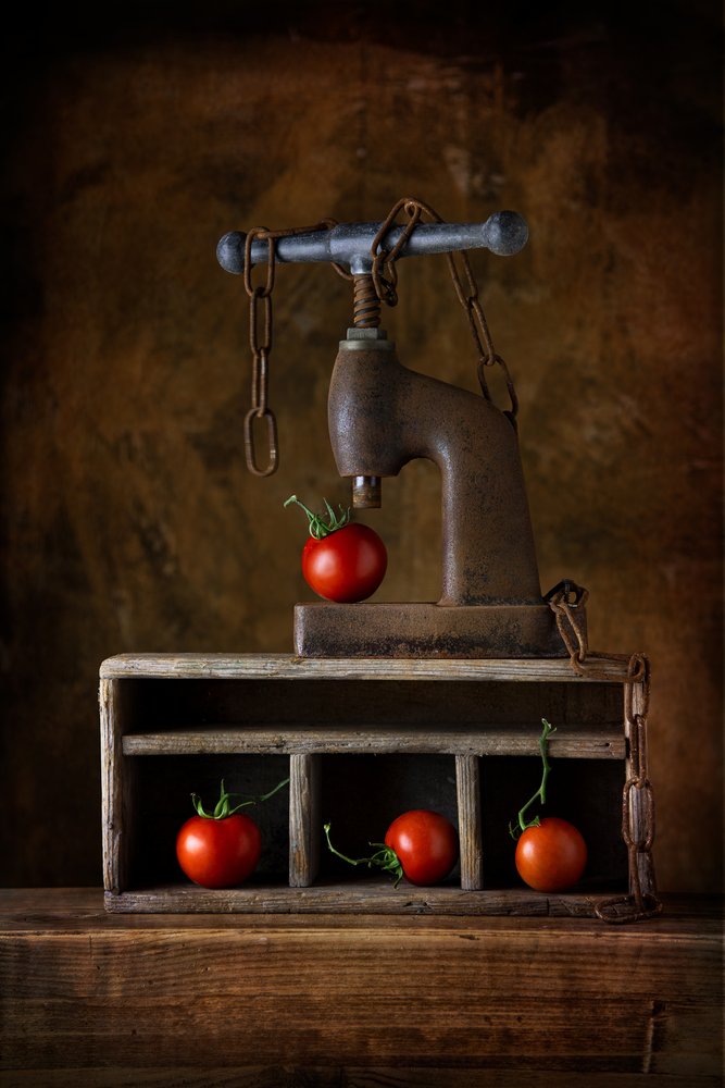 Rustikale Tomatenpresse von Felice Angelino
