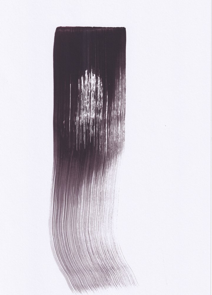 Dunkler Pinselstrichfluss von Maira Ribena