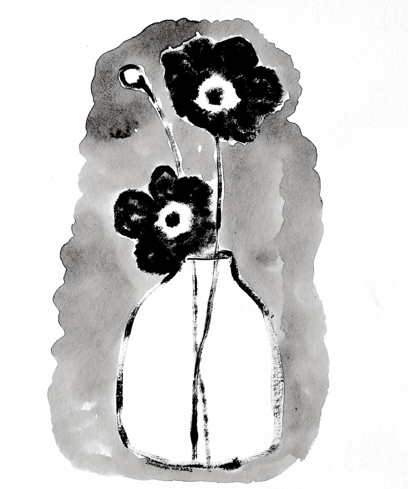 Dunkle Blüten in Vase von Santhosh ch