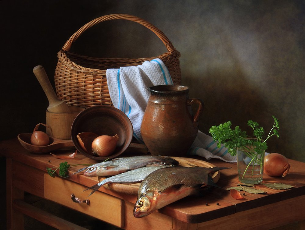 Rustikaler Fisch Stillleben von Tatyana Skorokhod