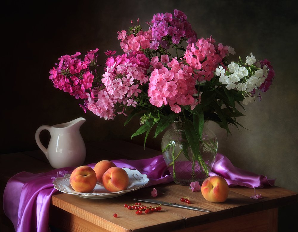Lebhafte Phlox und Pfirsiche von Tatyana Skorokhod
