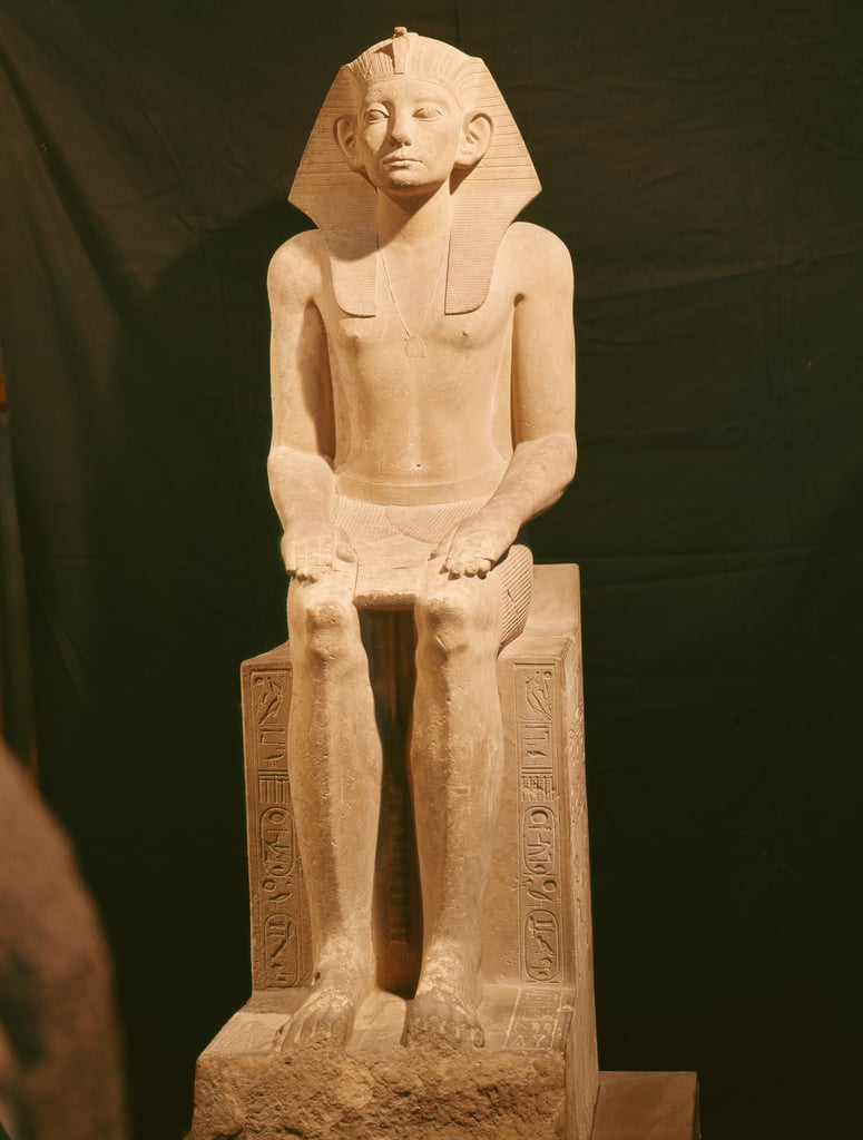 Sitzende Statue von Amenemhat III (18431798 v. Chr.) (Kalkstein)