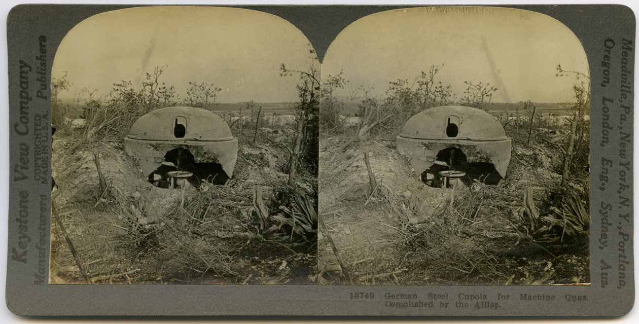 Zerstörte deutsche Maschinengewehrkuppel von Keystone View Company