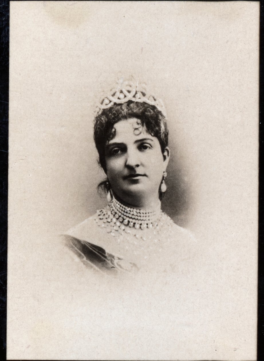 Porträt von Margarethe von Savoyen (1851-1926), Königin von Italien von French Photographer