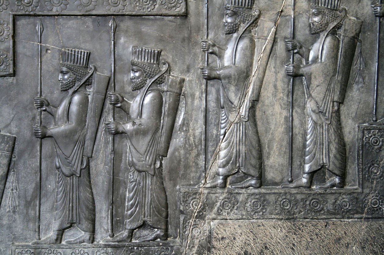 Wandrelief, das die königliche Garde darstellt, Tachara, Persepolis, ca. 6.-5. Jahrhundert v. Chr. von Achaemenid