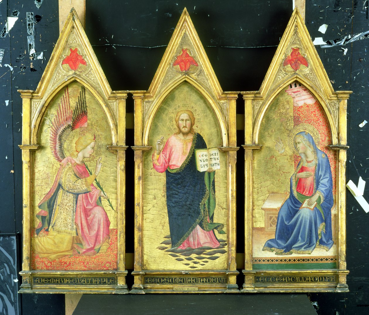 Der Erzengel Gabriel; Christus der Erlöser; Die Verkündigung der Jungfrau auf goldenen Tafeln von Agnolo Gaddi