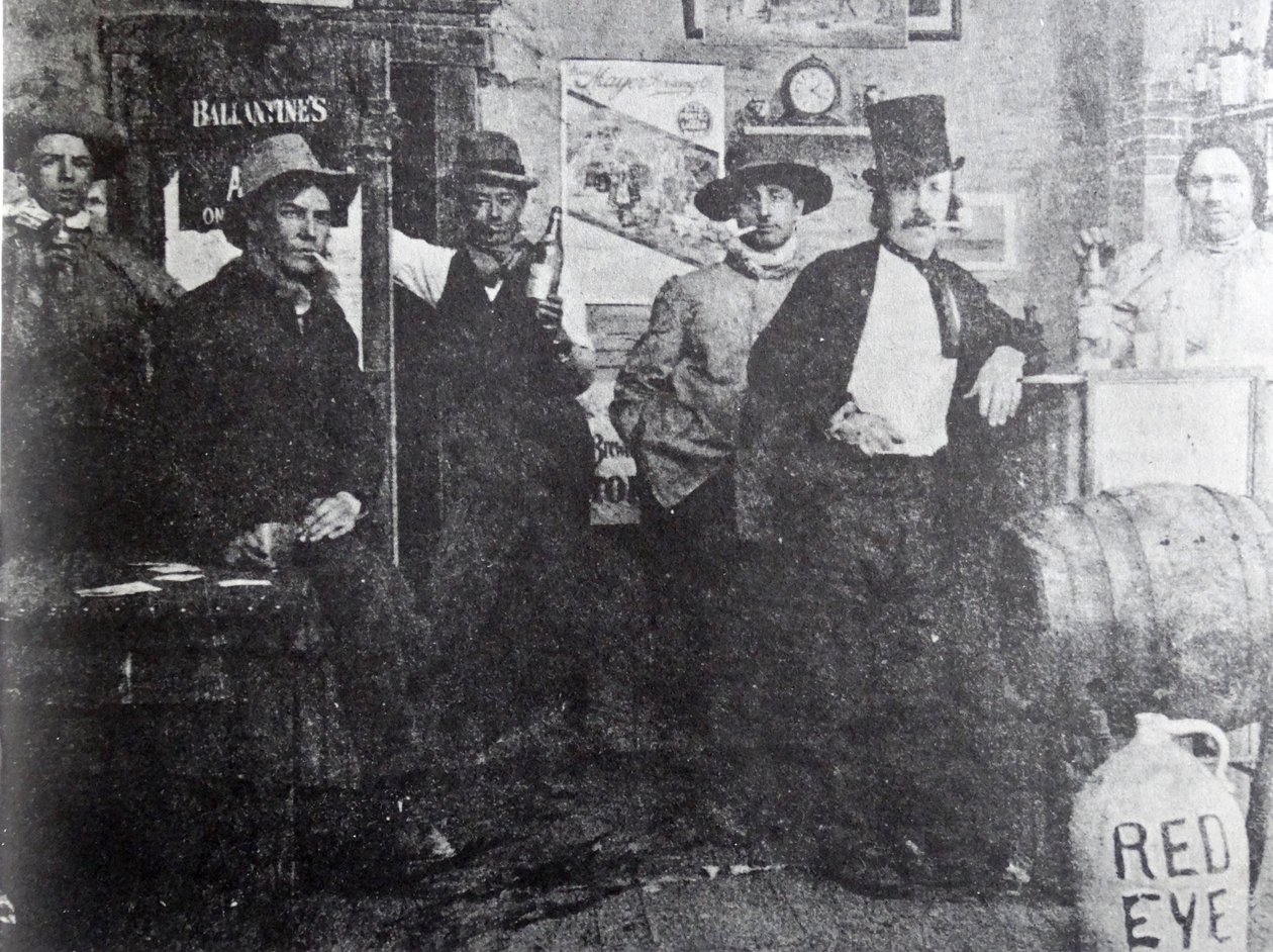 Cripple Creek Barroom, 1898 von American Photographer