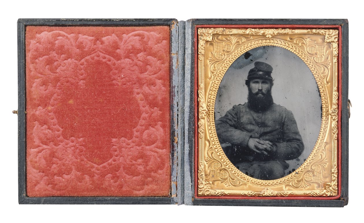 Gerahmtes Porträt von Private Joseph Absalom Higginbotham, Co. I von American Photographer