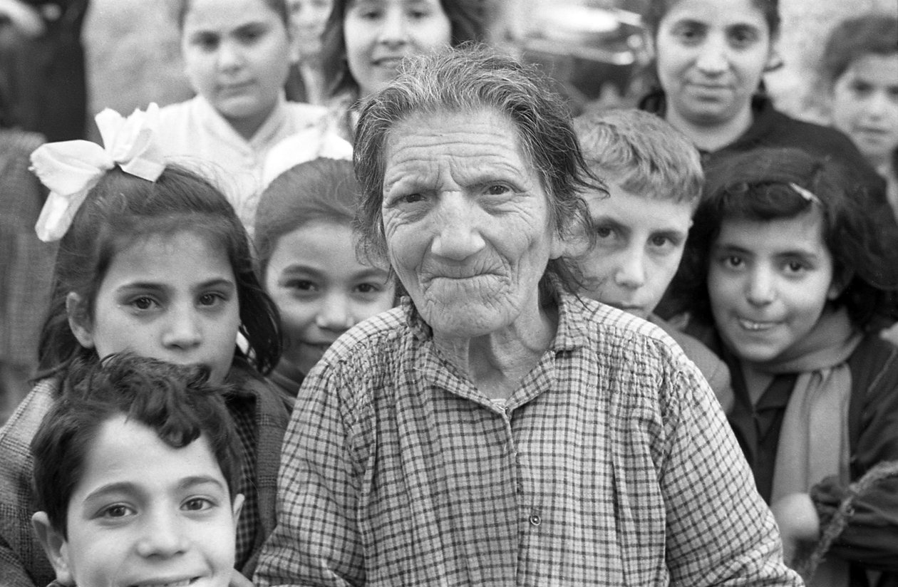 Maciara der Kinder von Ando Gilardi