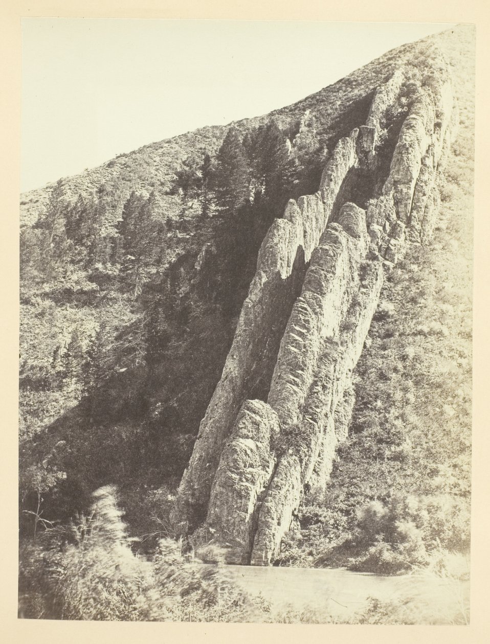 Gezackte Felsen oder Teufelsrutsche, (Nahansicht)-Weber Canyon, Utah von Andrew Joseph Russell