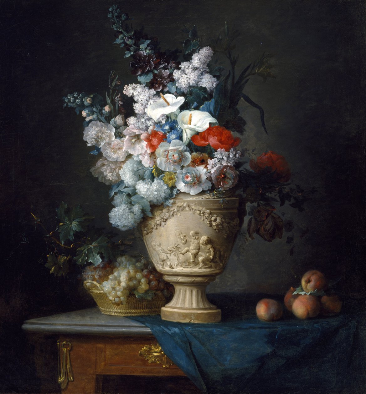 Blumenstrauß in einer Terrakottavase mit Pfirsichen und Trauben von Anne Vallayer Coster