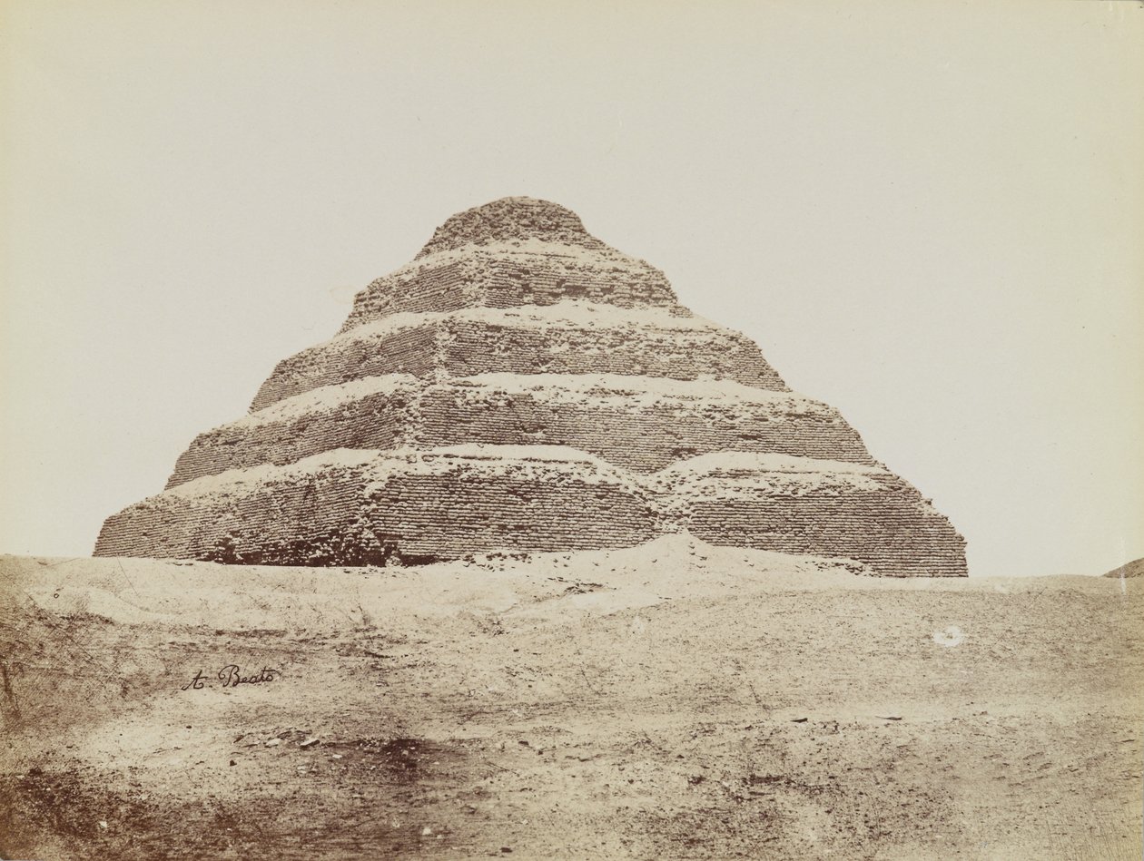 Pyramide von Saqqara, Blick von Südosten auf die Stufenpyramide von Antonio Beato