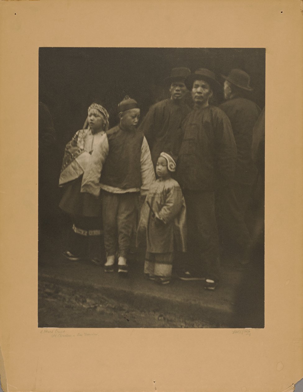 Eine gemischte Menge, Old Chinatown - San Francisco von Arnold Genthe