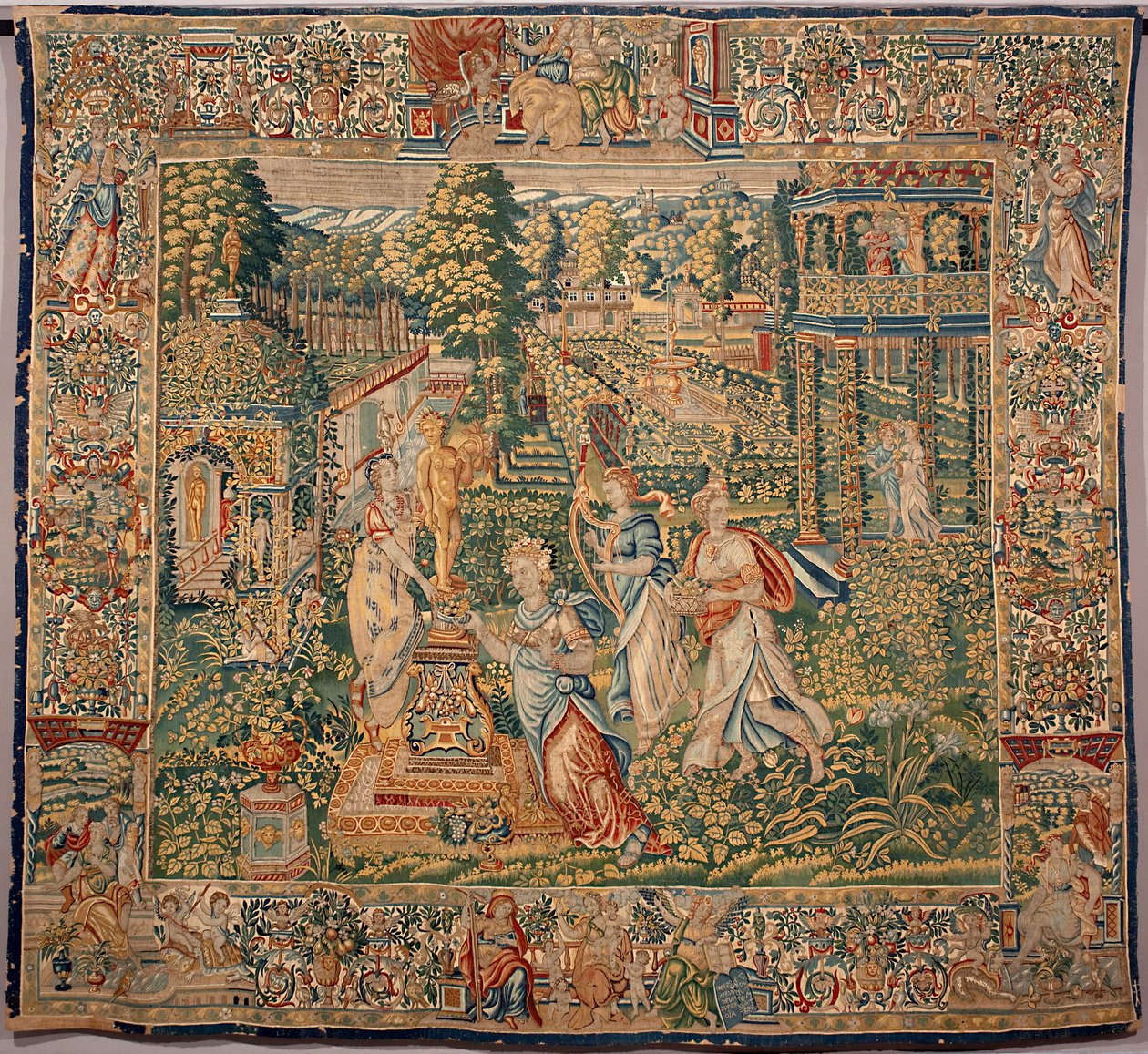 Die Gaben der Pomona, Nymphe der Früchte, Tapisserie der Brüsseler Manufakturen, 16. Jahrhundert, Genua, Musei di Strada Nuova von Belgian School