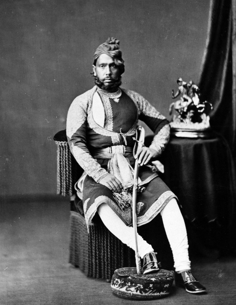 Maharaja Jashwant Singh von Bharatpur, um 1870er von British Photographer