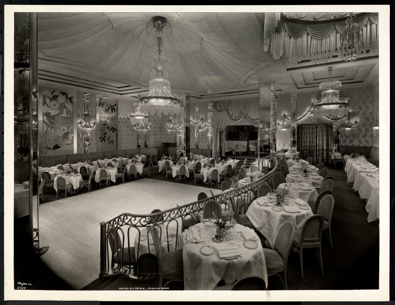 Der Iridium-Raum im Hotel St. Regis, 1937 von Byron Company