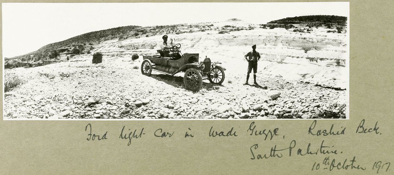 Ford Leichtwagen in Wadi Guzzeh, Rashid Beck, Südpalästina, Oktober 1917 von Capt. Arthur Rhodes