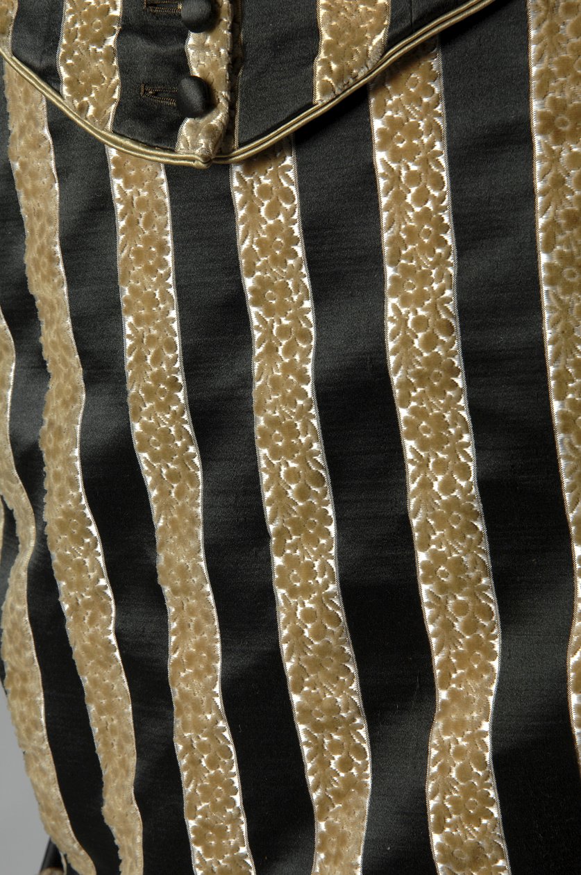 Abendkleid, ca. 1884 (Detailansicht des Stoffes) von Charles Frederick Worth