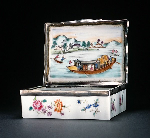 Eine Mughal-Schnupftabakdose, Qianlong-Periode (1736-95) ca. 1760 von Chinese School