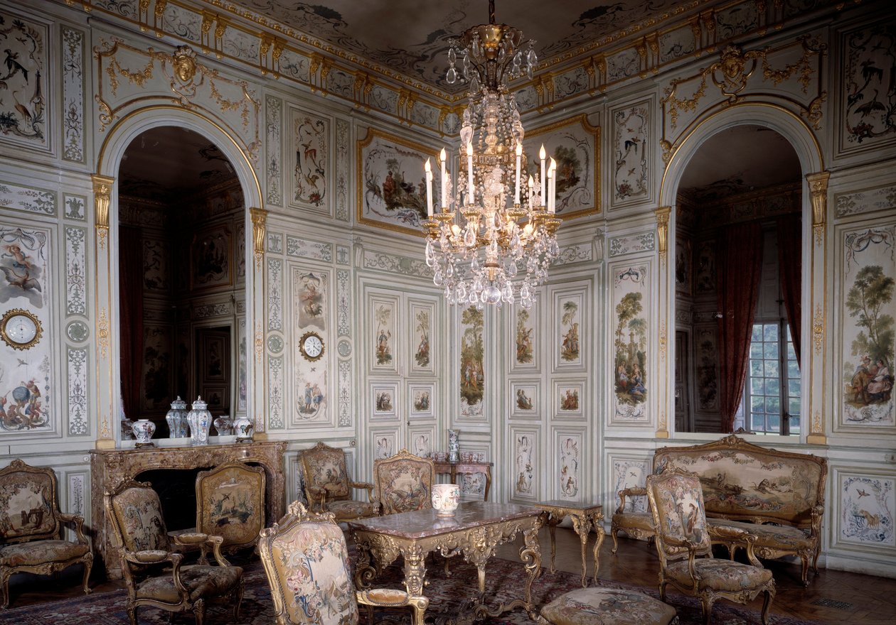 Ansicht des großen Wohnzimmers des Château de Champs-sur-Marne. Dekoriert von Christophe Huet (1700-1759) von Christophe Huet
