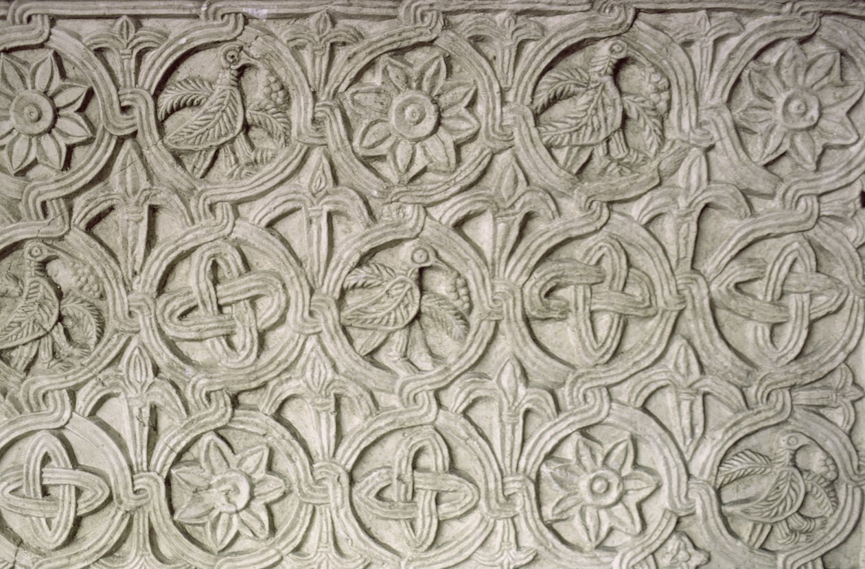 Detail eines geschnitzten Bildschirms, 9.-10. Jahrhundert von Croatian School