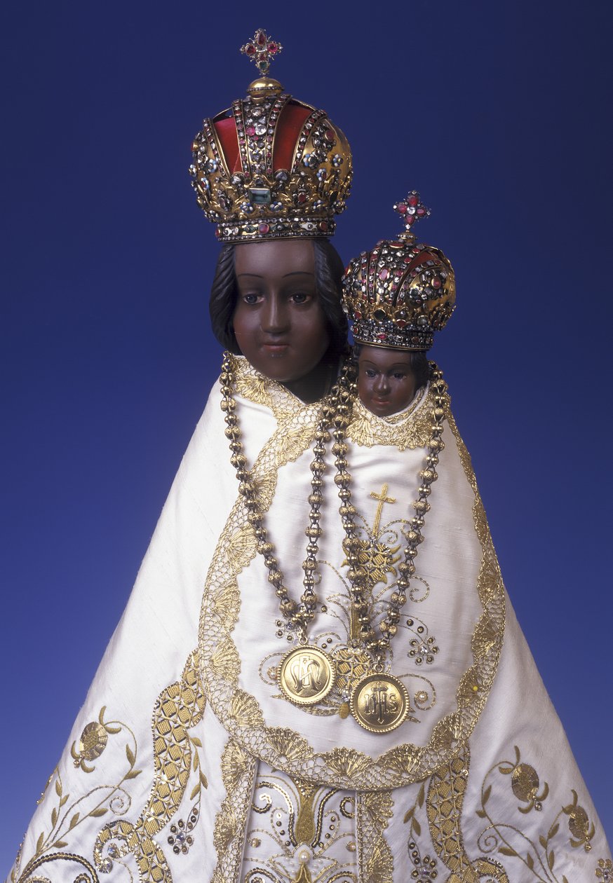 Statuette der Jungfrau Maria von Svatá Hora (Holz, Metall und Stoff) von Czech School