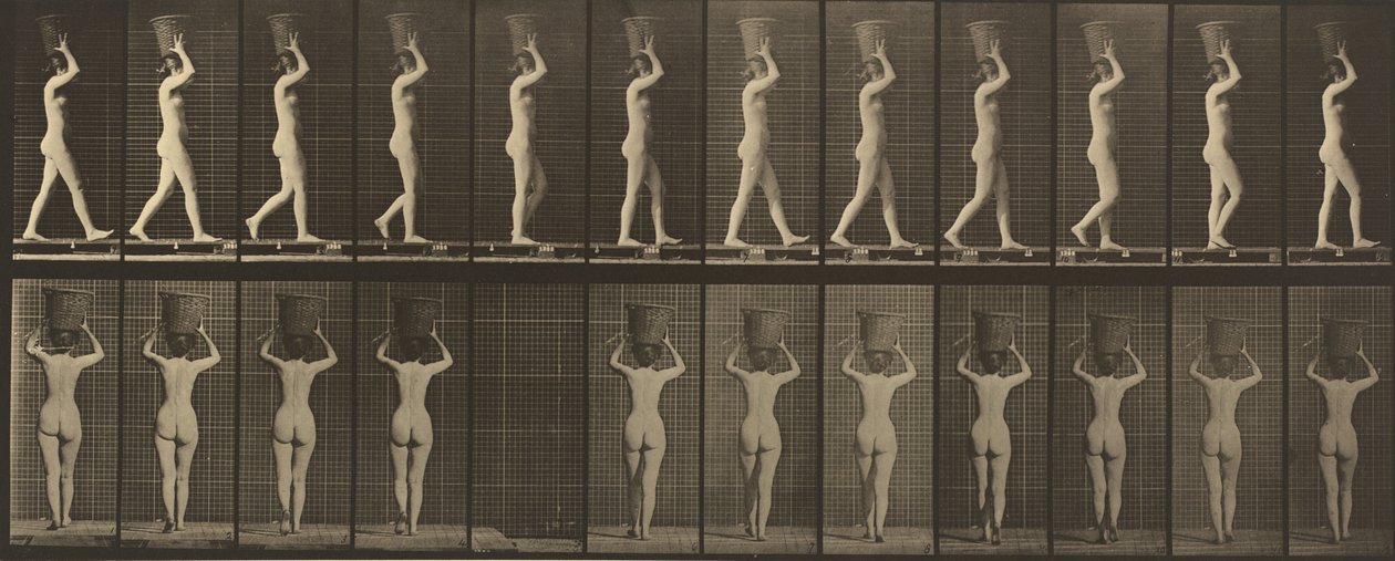 Tafel Nummer 34. Gehen und einen 15-Pfund-Korb auf dem Kopf tragen, Hände erhoben, 1887 von Eadweard Muybridge