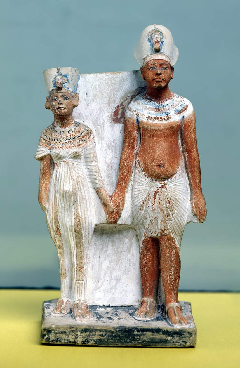Statuette von Amenophis IV. (Echnaton) und Nofretete, aus Tell el-Amarna, Amarna-Periode, Neues Reich, 1353-1337 v. Chr. von Egyptian 18th Dynasty