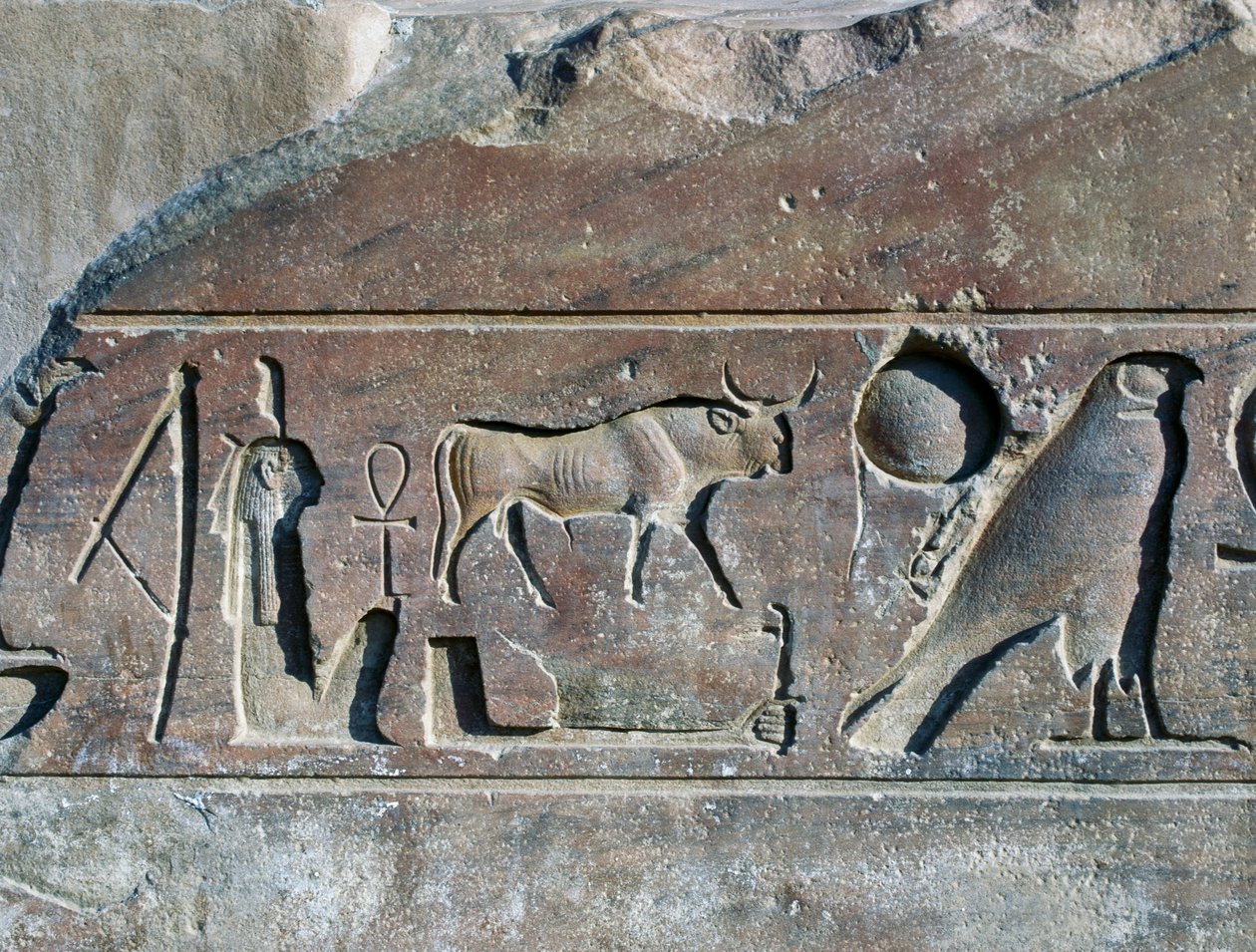 Hieroglyphen mit dem Namen von Ramses II., Sockel des Obelisken, Tempel des Amun (UNESCO-Welterbestätte) von Egyptian 19th Dynasty