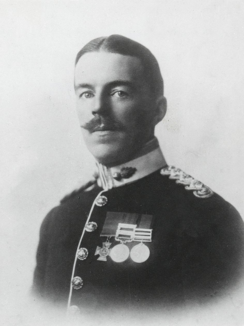 Porträt von Hauptmann Herbert Augustine Carter VC, 1903 von English Photographer
