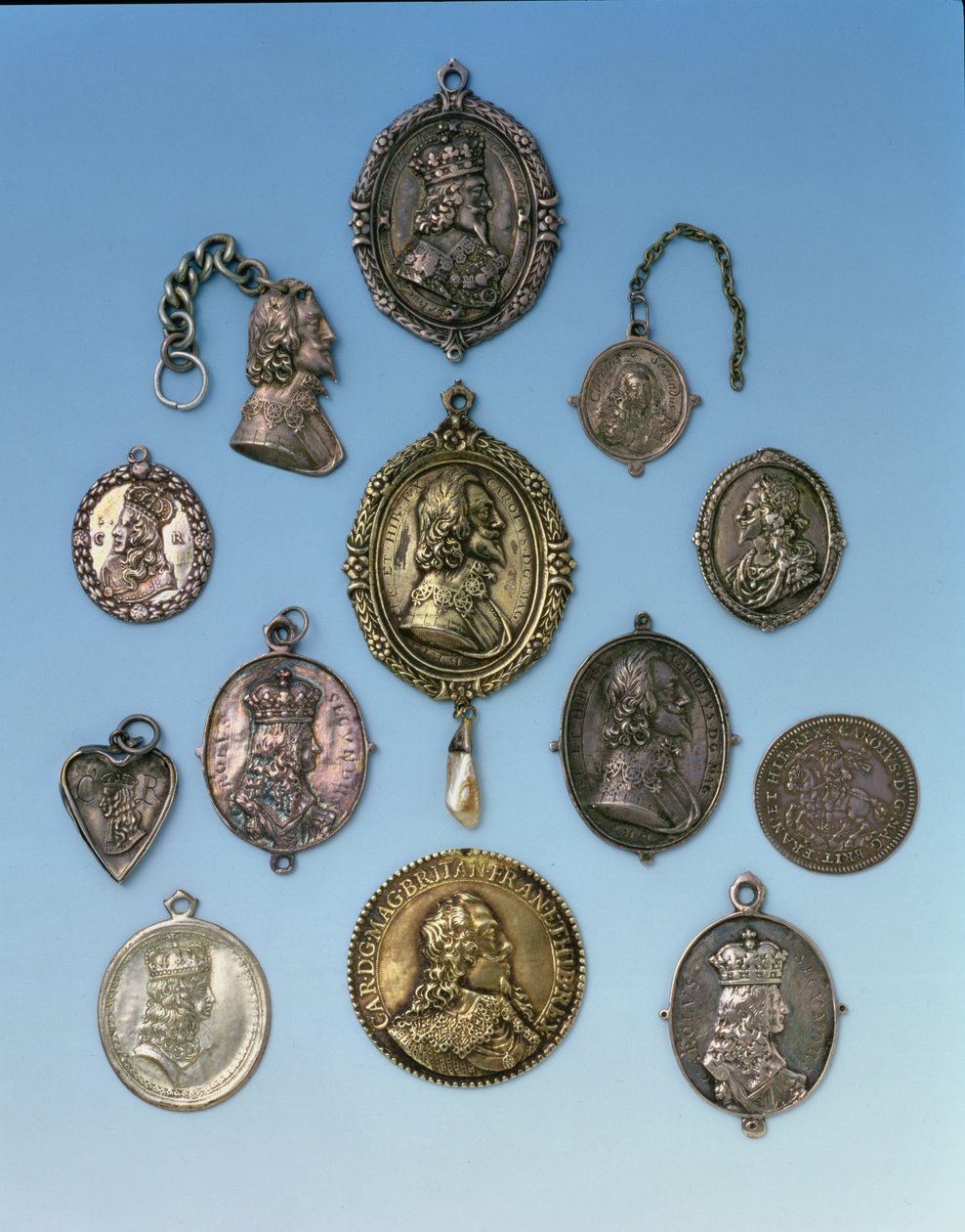 Abzeichen des Englischen Bürgerkriegs für die Unterstützer von Charles I (1625-49) (Metall) von English School