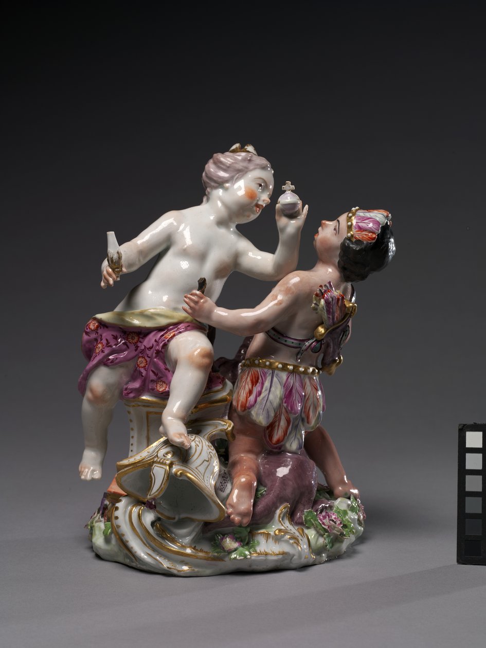 Europa und Amerika, hergestellt von der Chelsea Porcelain Factory, ca. 1760 von English School